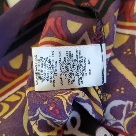 Blouse - Picture 8 of 9